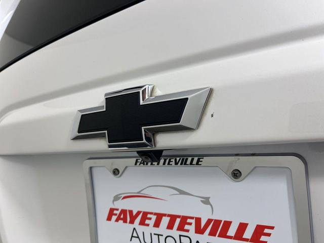 Photo of 2020 Iridescent Pearl Tricoat Chevrolet Tahoe