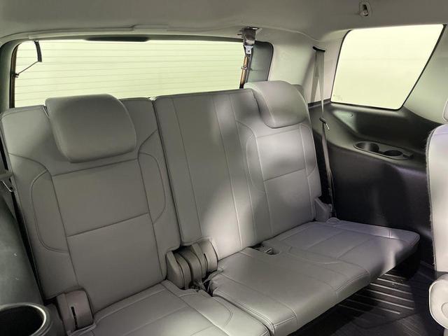 Photo of 2020 Iridescent Pearl Tricoat Chevrolet Tahoe