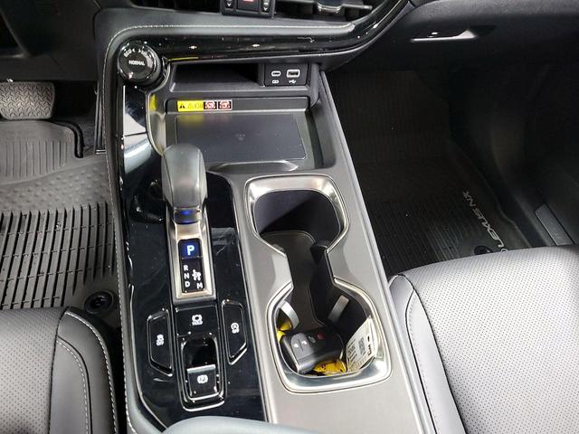 Photo of 2025 Brown Lexus NX 250
