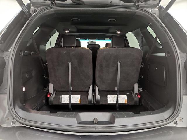 Photo of 2016 Gray Ford Explorer