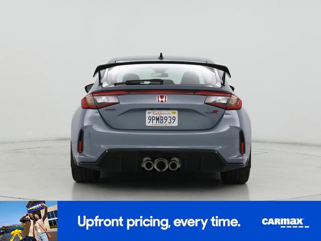 Photo of 2025 Gray Honda Civic