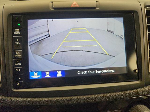 Photo of 2015 White Honda CR-V