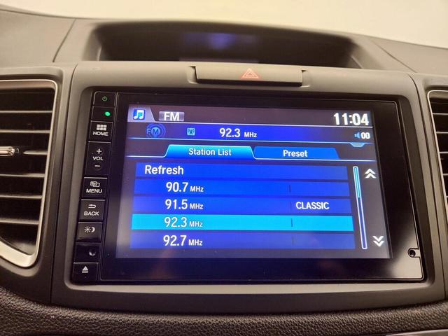 Photo of 2015 White Honda CR-V
