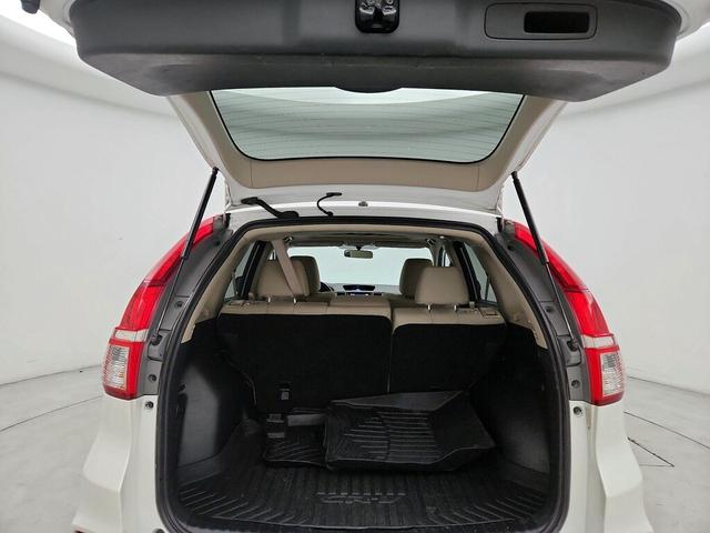 Photo of 2015 White Honda CR-V