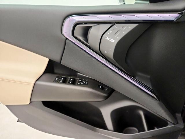 Photo of 2025 Gray BMW X3