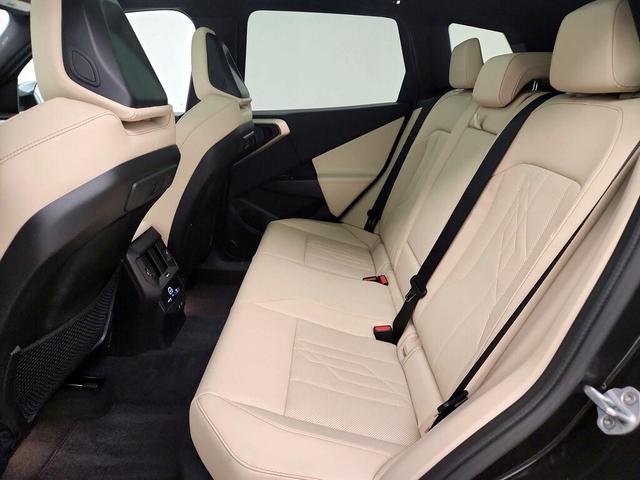 Photo of 2025 Gray BMW X3