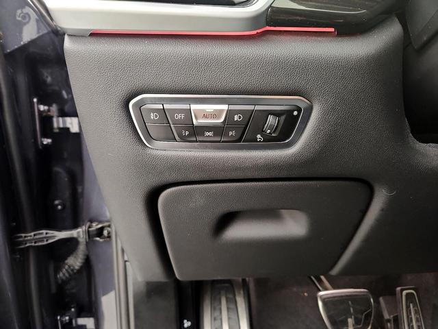 Photo of 2021 Gray BMW X5