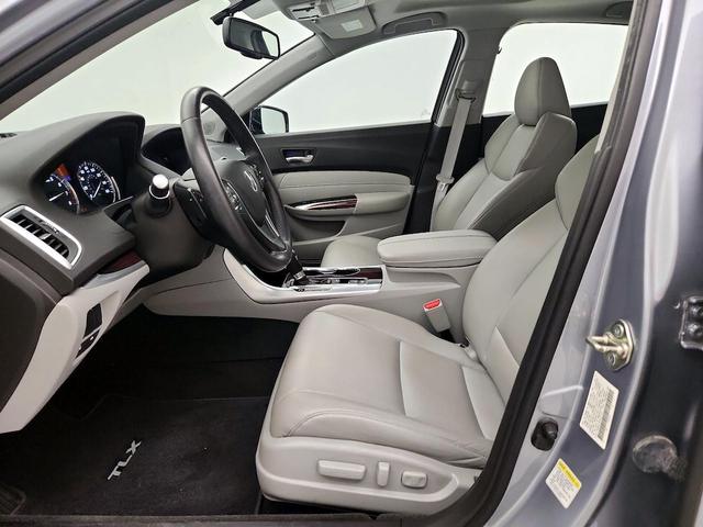 Photo of 2015 Blue Acura TLX