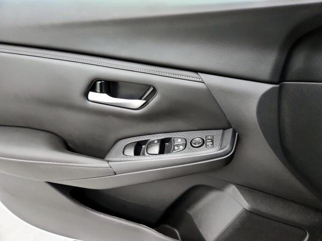 Photo of 2023 Burgundy Nissan Sentra