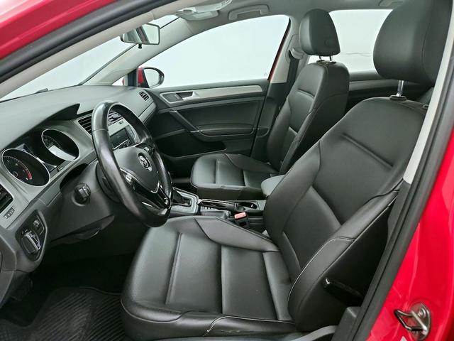 Photo of 2017 Red Volkswagen Golf