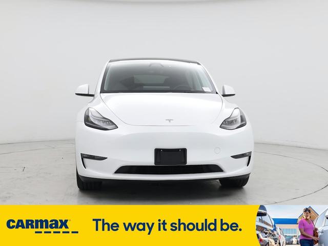 Photo of 2023 Pearl Tesla Model Y