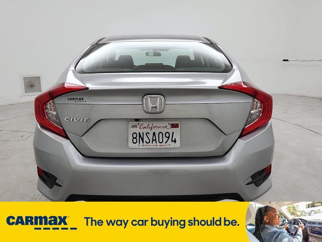 Photo of 2020 Silver Honda Civic
