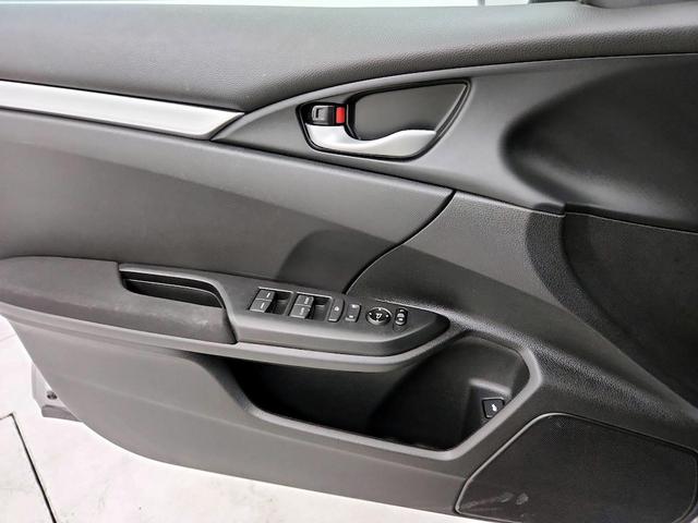 Photo of 2020 Silver Honda Civic