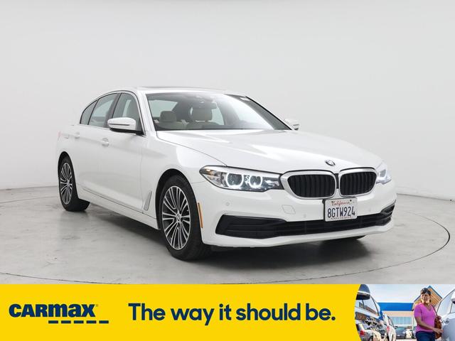 2019 BMW 530