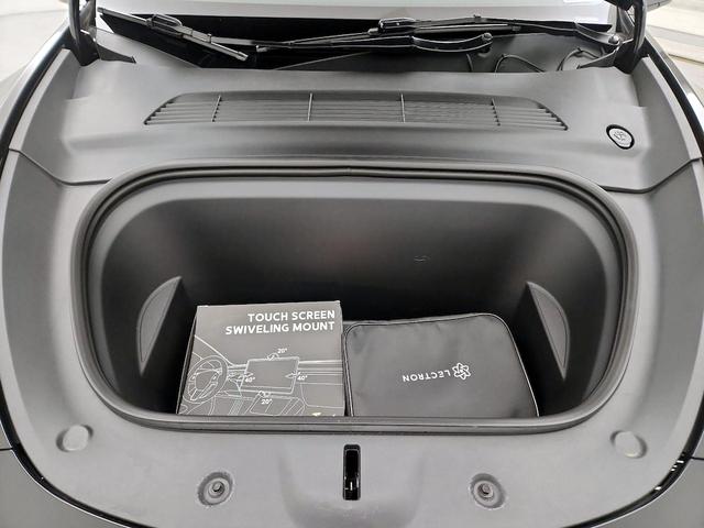 Photo of 2023 Black Tesla Model Y