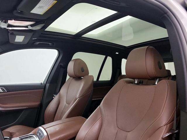 Photo of 2019 White BMW X5