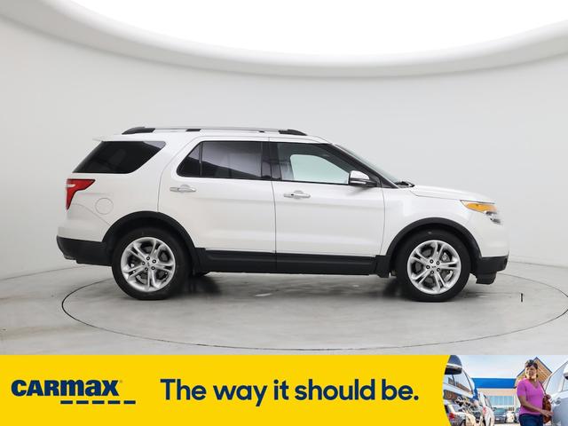 Photo of 2015 Pearl Ford Explorer