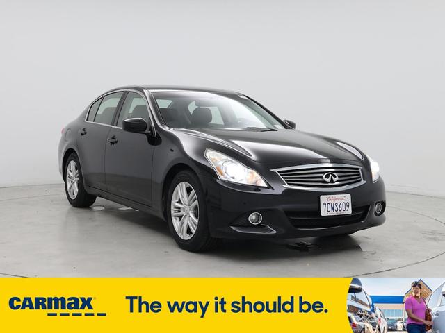 2013 Infiniti G37