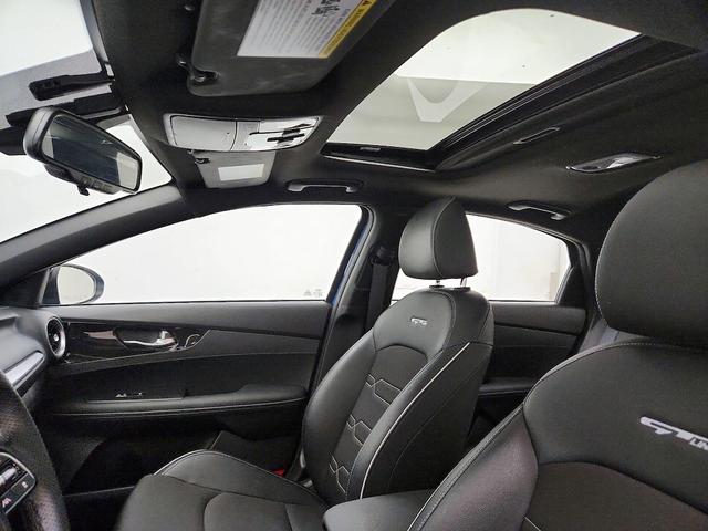 Photo of 2022 Blue Kia Forte