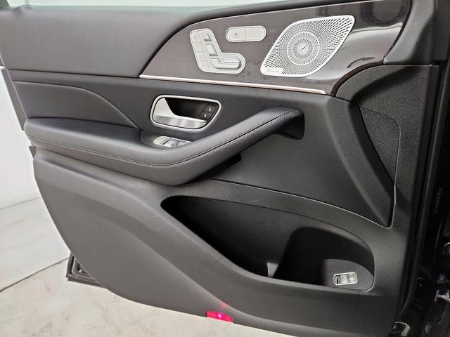 Photo of 2020 Black Mercedes-Benz GLE 350