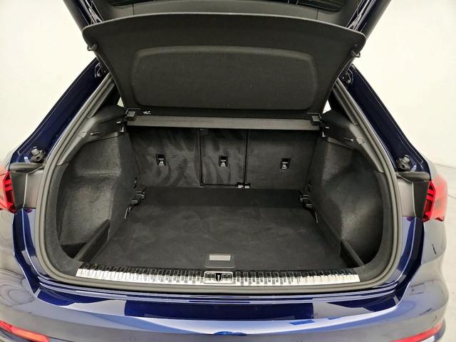 Photo of 2022 Blue Audi Q3