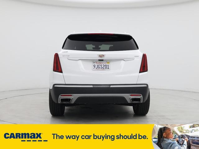 Photo of 2024 White Cadillac XT5