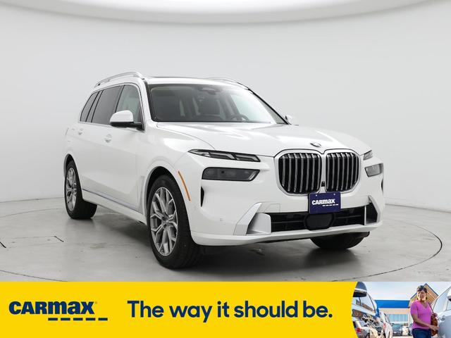 2023 BMW X7