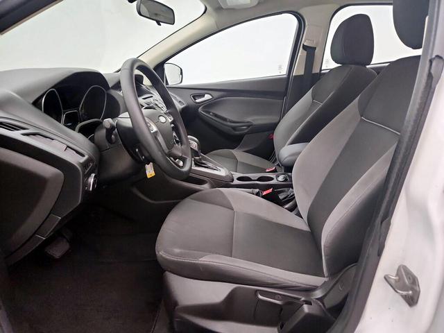Photo of 2014 White Ford Focus