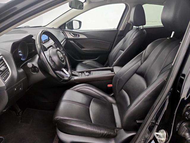 Photo of 2018 Black Mazda Mazda3