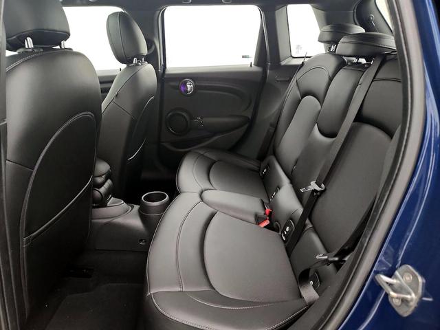 Photo of 2015 Blue MINI Hardtop