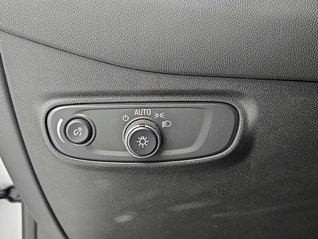 Photo of 2022 Silver Chevrolet Equinox