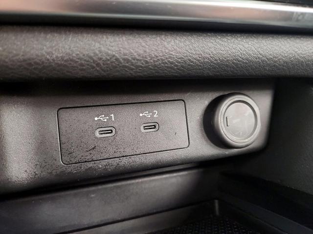 Photo of 2024 White Nissan Rogue