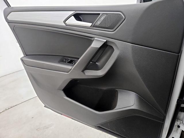 Photo of 2023 White Volkswagen Tiguan