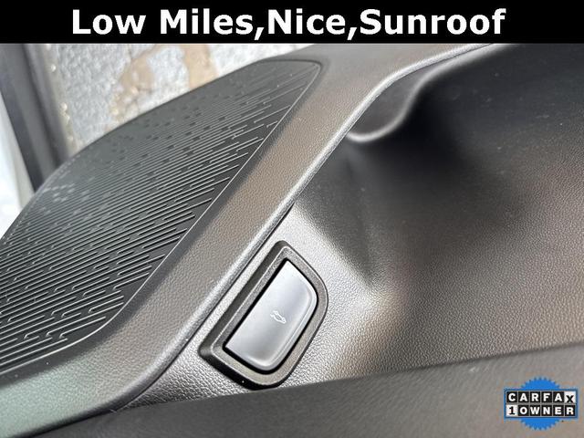 Photo of 2025 Sterling Gray Metallic Chevrolet Equinox