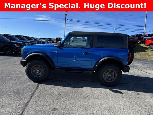 Photo of 2024 Velocity Blue Metallic Ford Bronco
