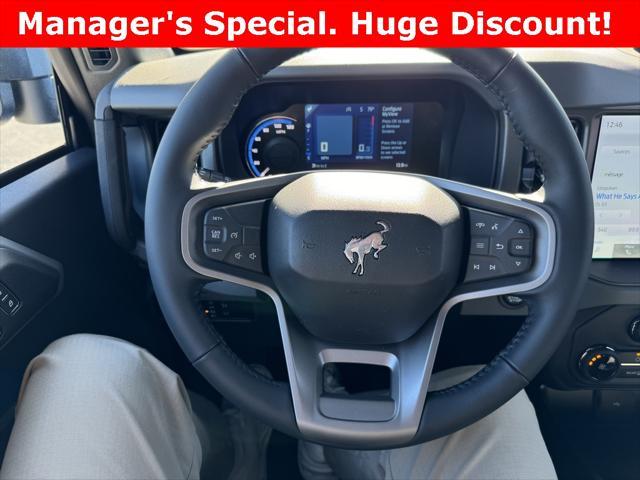 Photo of 2024 Velocity Blue Metallic Ford Bronco
