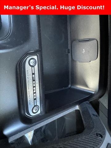 Photo of 2024 Velocity Blue Metallic Ford Bronco
