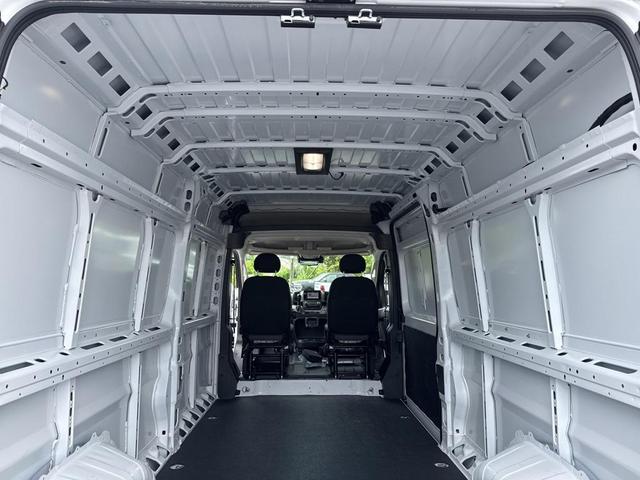 Photo of 2025 Bright White Clearcoat RAM ProMaster 2500
