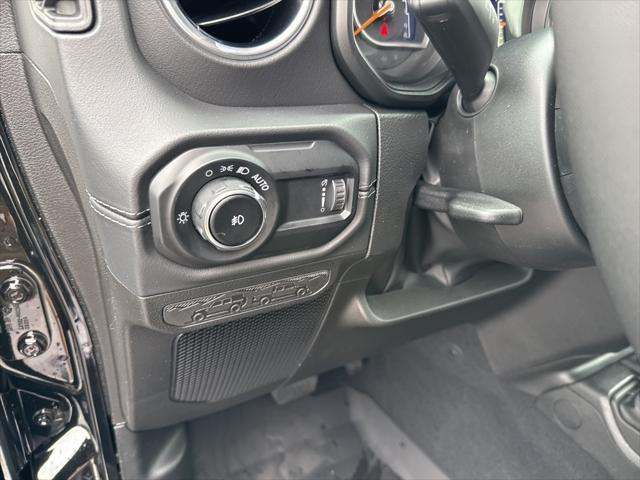 Photo of 2025 Black Clearcoat Jeep Wrangler