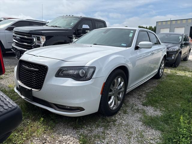 2016 Chrysler 300
