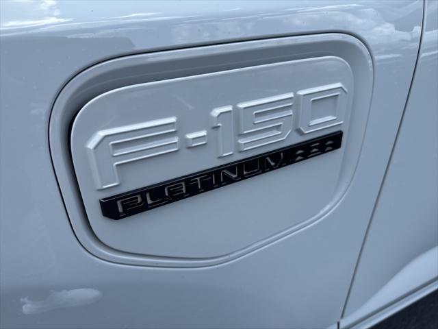 Photo of 2023 Avalanche Ford F-150 Lightning