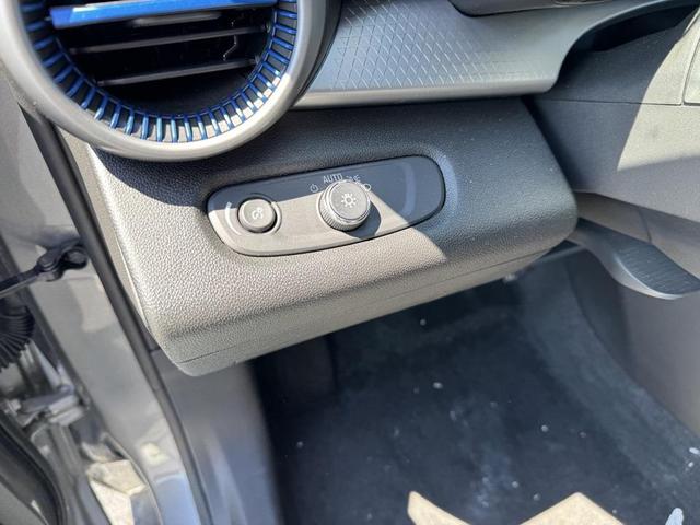 Photo of 2025 Sterling Gray Metallic Chevrolet Trax