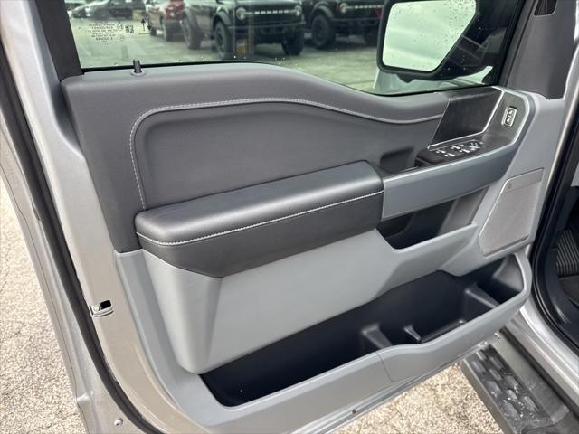 Photo of 2024 Silver Metallic Ford F-150 Lightning