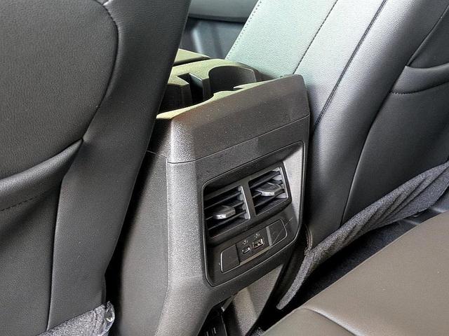 Photo of 2025 White Chevrolet Colorado