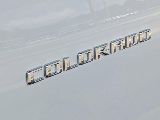 Photo of 2025 White Chevrolet Colorado