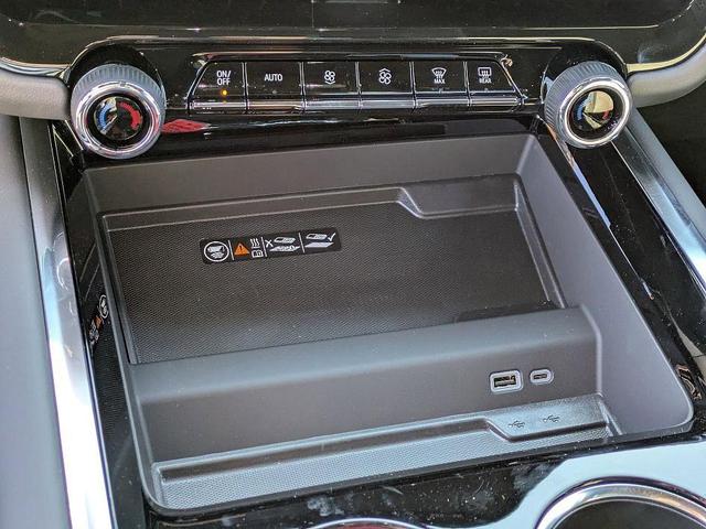 Photo of 2025 White Chevrolet Suburban