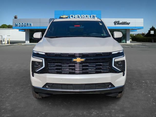 Photo of 2025 White Chevrolet Suburban