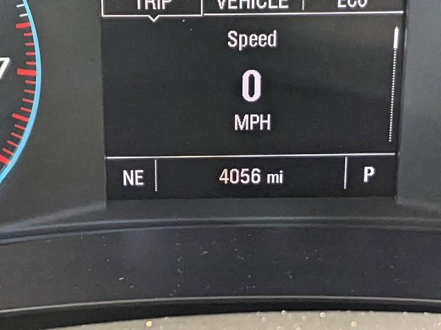 Photo of 2025 White Chevrolet Malibu