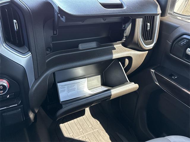 Photo of 2021 Summit White GMC Sierra 1500