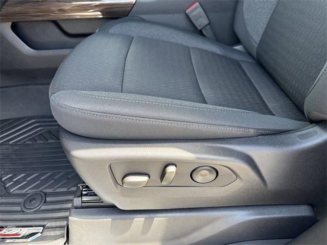 Photo of 2025 Black Chevrolet Silverado 1500
